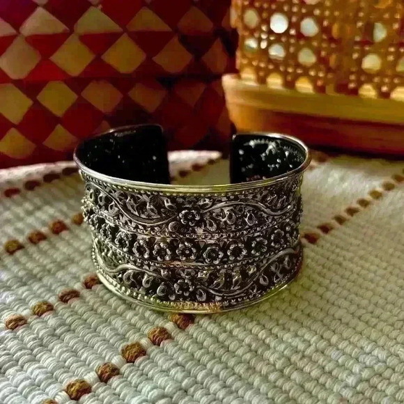 Jewelry - NWOT Traditional Cambodian Cuff Bracelet